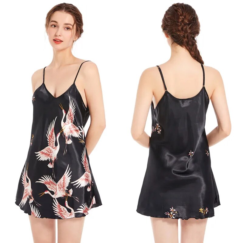 nuisette-satin-imprimé-grue-noir