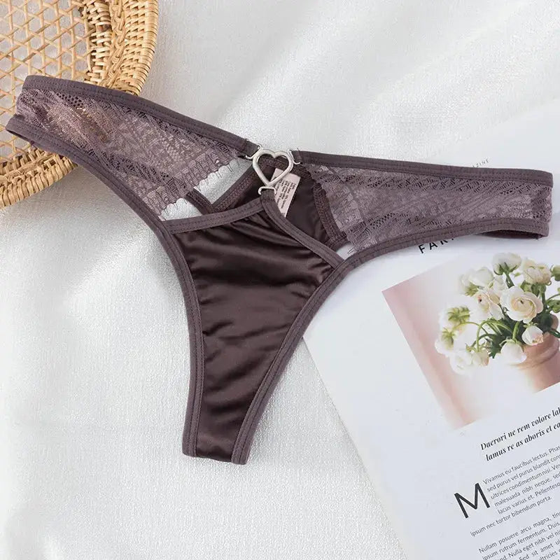 String-Satin-Sexy-Dentelle-Et-Cœur-Violet-Gris