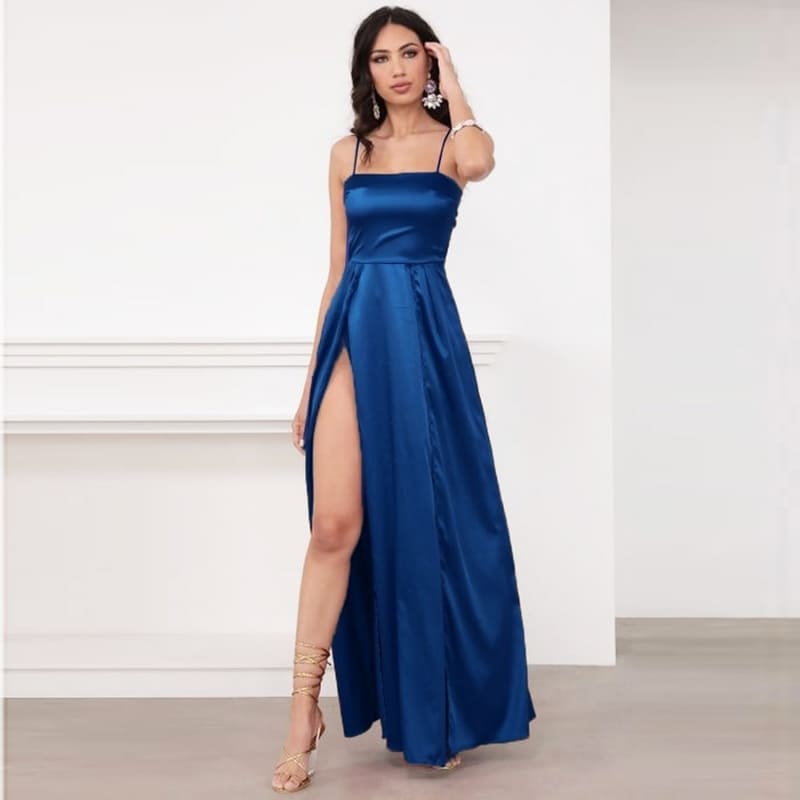 Robe Satin Bleue.