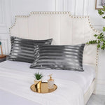 Paire de taies d’oreiller satin à rayures - Vignette | Création Satin