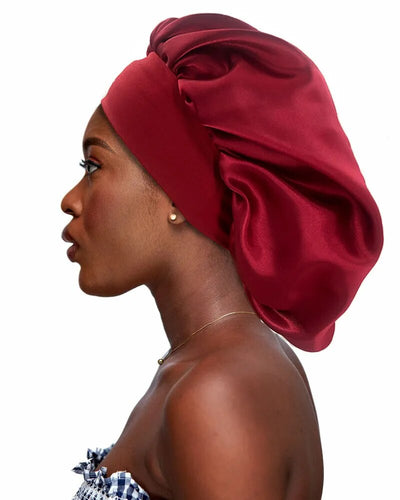 bonnet-de-nuit-en-satin-brillant-rouge