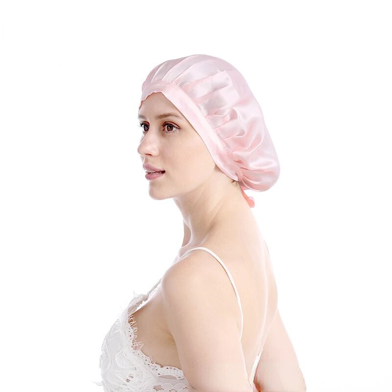 Bonnet-Satin-de-Soie-Rose-Bonbon