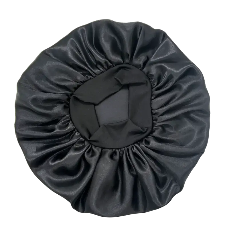 bonnet-de-nuit-en-satin-brillant-noir