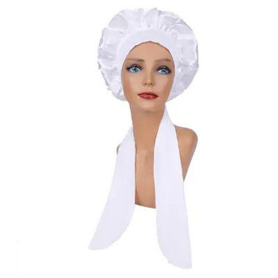 bonnet-de-nuit-en-satin-doux-blanc