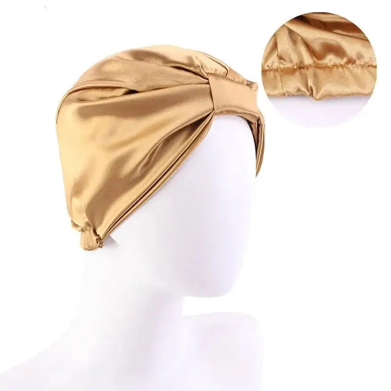 Bonnet-Satin-Turban-Croisé-Doré