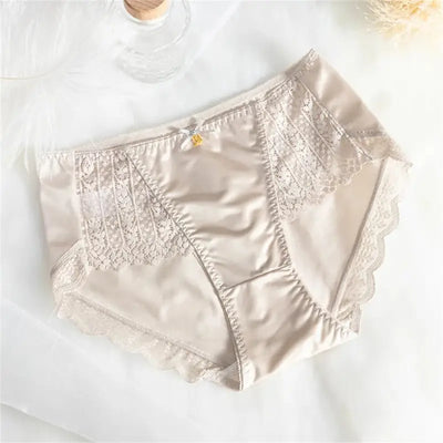culotte-satin-charme-en-dentelle-gris-perle