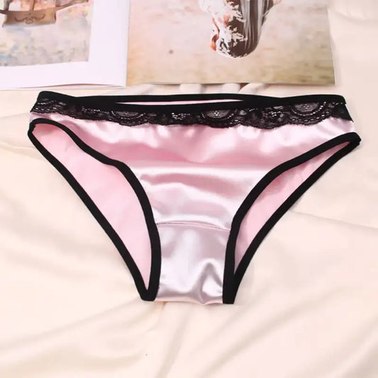 Culotte-satin-décorée-rose