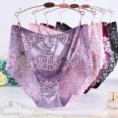 Culotte-satin-grande-taille-fleuri-mauve