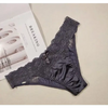 Culotte-satin-parure-dentelée-gris-foncé