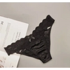 Culotte-satin-parure-dentelée-noir