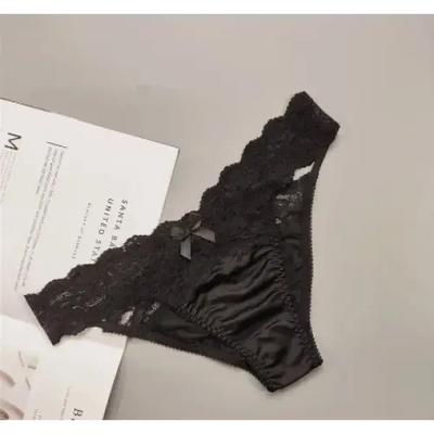 Culotte-satin-parure-dentelée-noir
