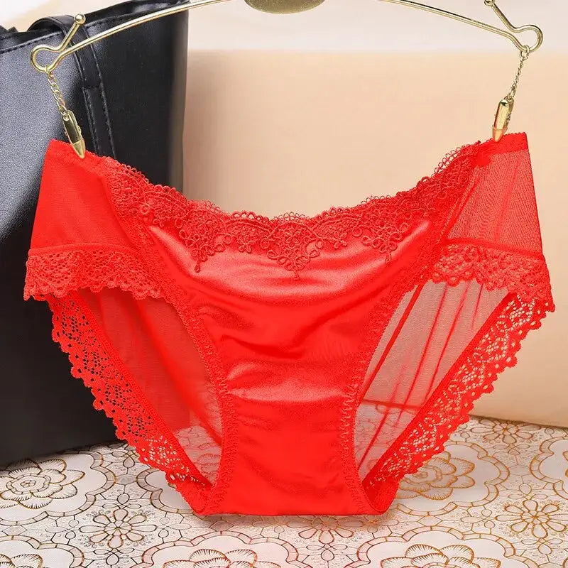Culotte-satin-transparente-enchantement-en-dentelle-rouge
