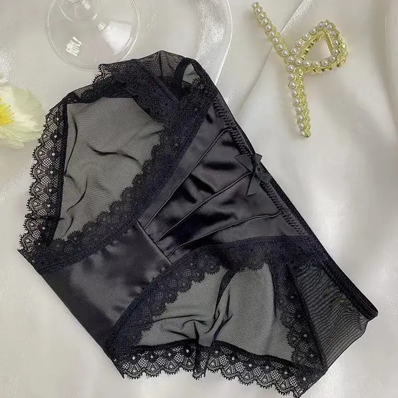 culotte-ultra-fine-satin-dentelle-noir