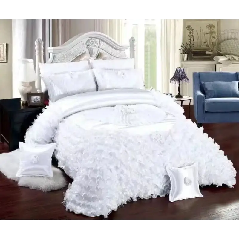 ensemble-couvre-lit-satin-mariage-de-lin-et-dentelle-blanc-immaculé