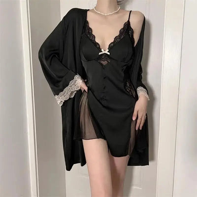 Ensemble-nuisette-caresse-de-satin-noir