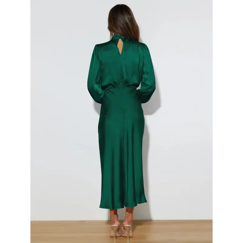 Robe longue femme Joanna™ en satin mat, taille haute, manches lanterne, disponible en plusieurs couleurs élégantes – idéale pour occasions formelles et soirées.