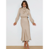 Robe longue femme Joanna™ en satin mat, taille haute, manches lanterne, disponible en plusieurs couleurs élégantes – idéale pour occasions formelles et soirées.
