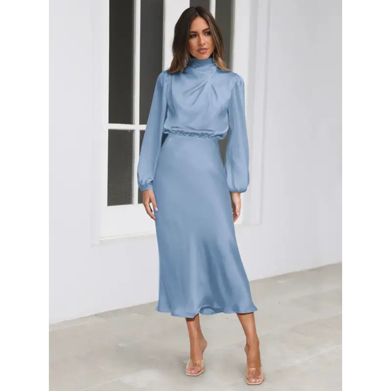 Robe longue femme Joanna™ en satin mat, taille haute, manches lanterne, disponible en plusieurs couleurs élégantes – idéale pour occasions formelles et soirées.