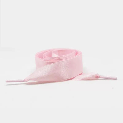 lacets-plats-satin-rose-bonbon-tendrement-colorés