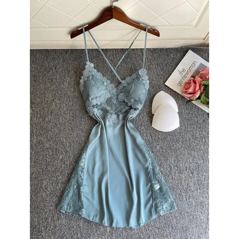Nuisette-Satin-Bustier-Dentelé-Bleu-Pastel