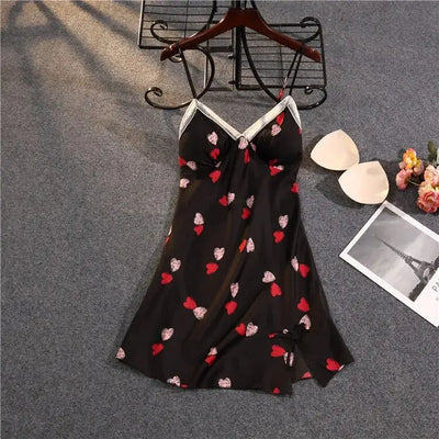 nuisette-satin-noir-pluie-de-cœur