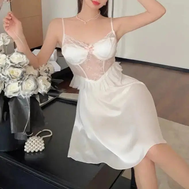 Nuisette-Satin-Style-Corset-Blanc