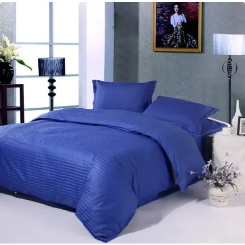 Parure-de-lit-bleu-saphir-satin