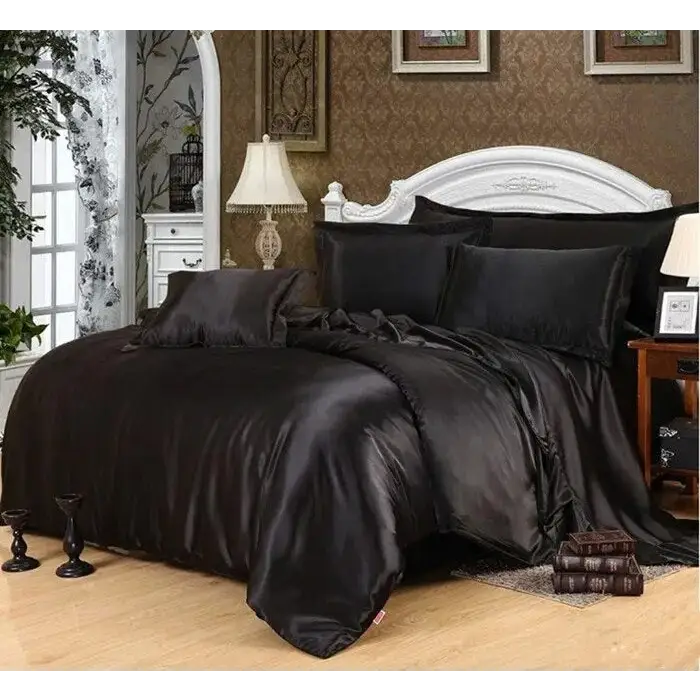 parure-de-lit-satin-de-soie-all-in-black