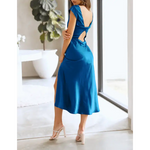 Robe élégante à manches courtes en satin - Vignette | Création Satin
