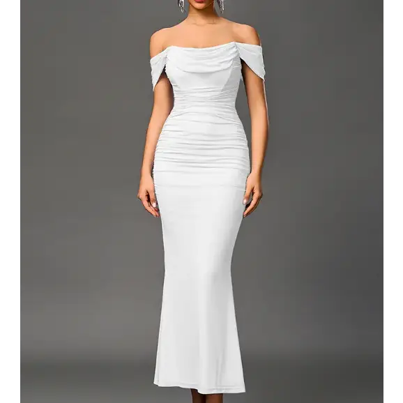 Robe Moulante Élégante à Épaules Dénudées