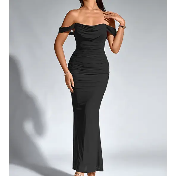 Robe Moulante Élégante à Épaules Dénudées