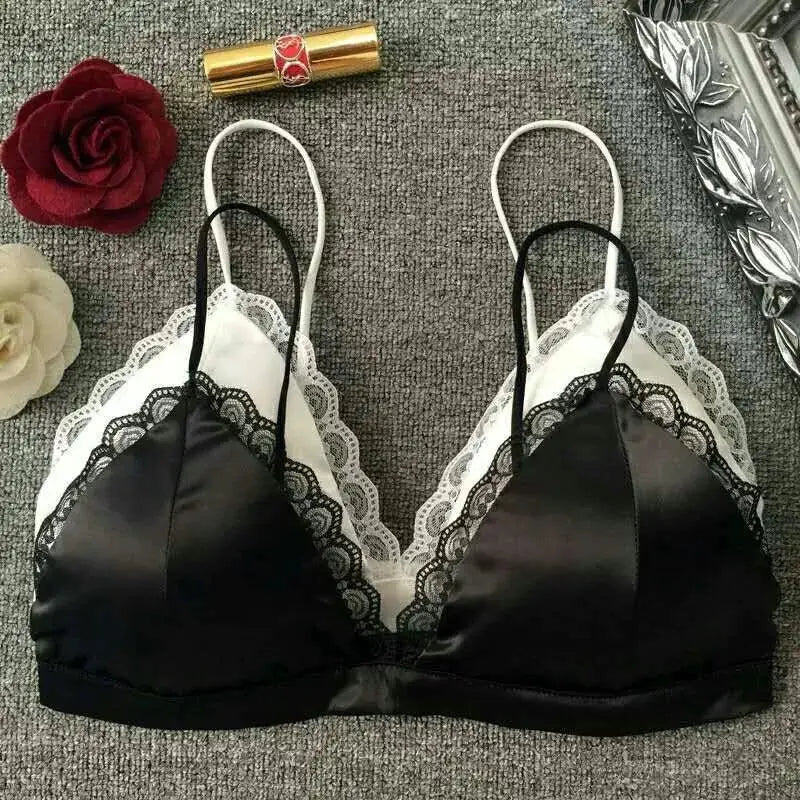 lot-de-soutiens-gorge-satin-dentelle