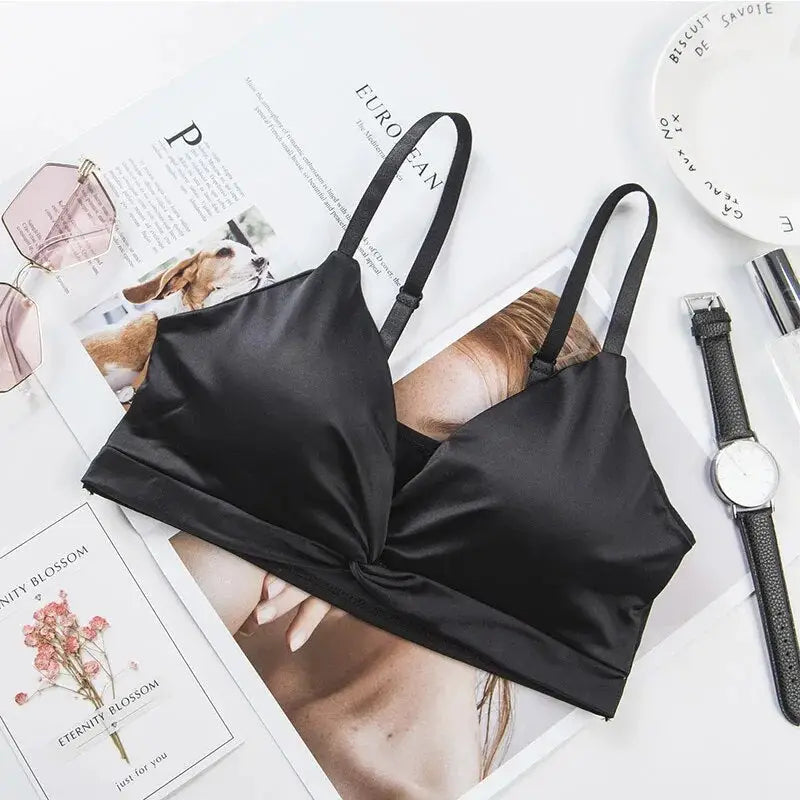 soutien-gorge-brassière-satin-noir