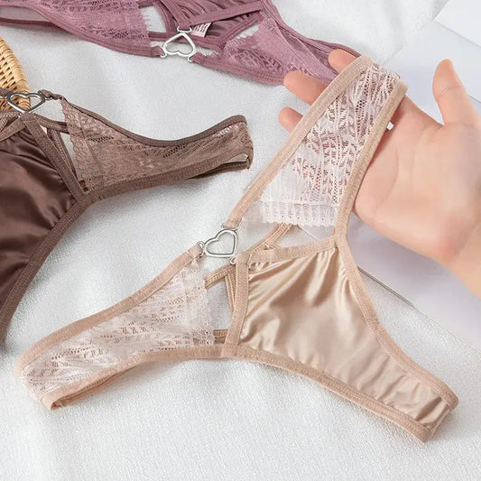 String-Satin-Sexy-Dentelle-Et-Cœur-Transparente