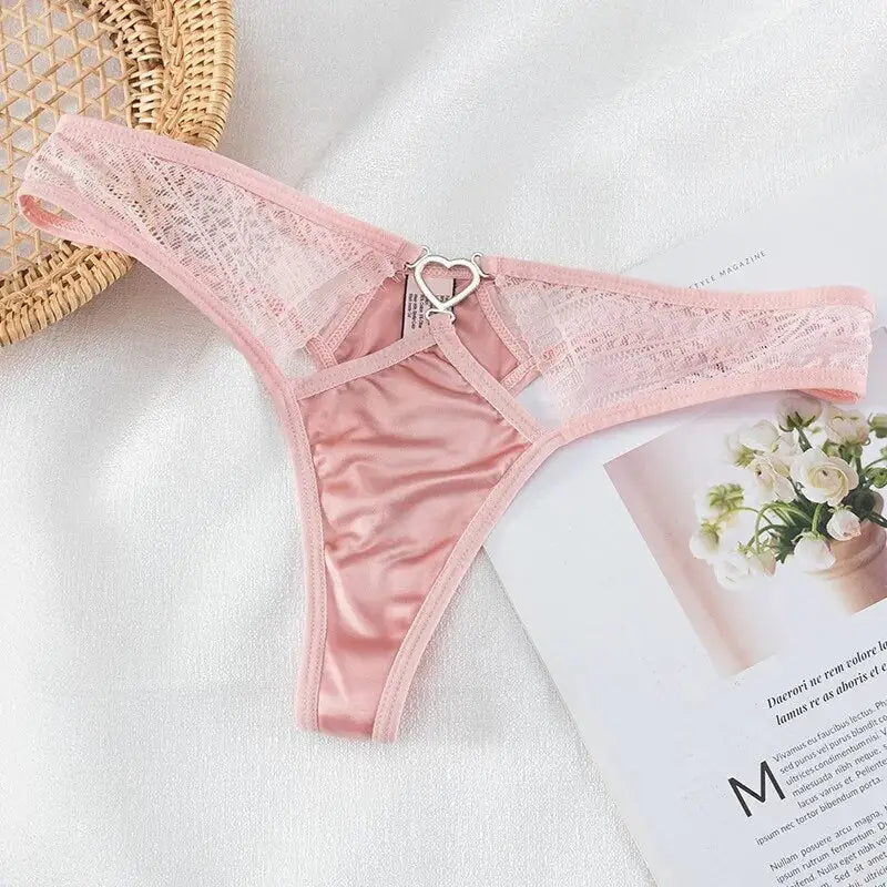 String-Satin-Sexy-Dentelle-Et-Cœur-Rose-Poudré