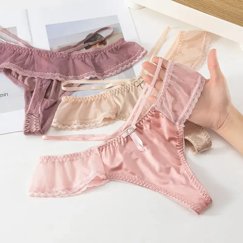 String-Satin-Sexy-Romantique