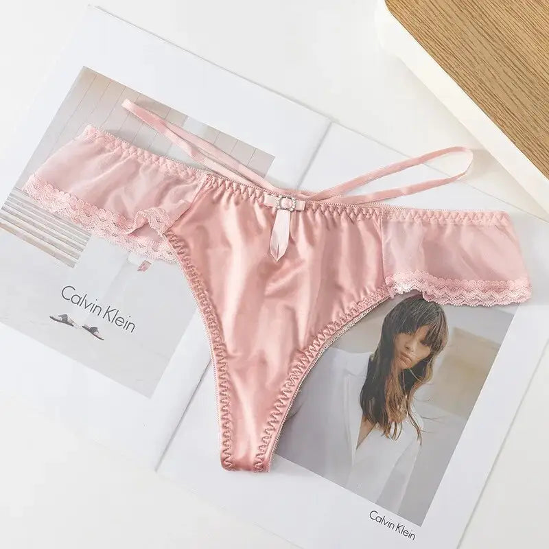 String-Satin-Sexy-Romantique-Rose-Poudré