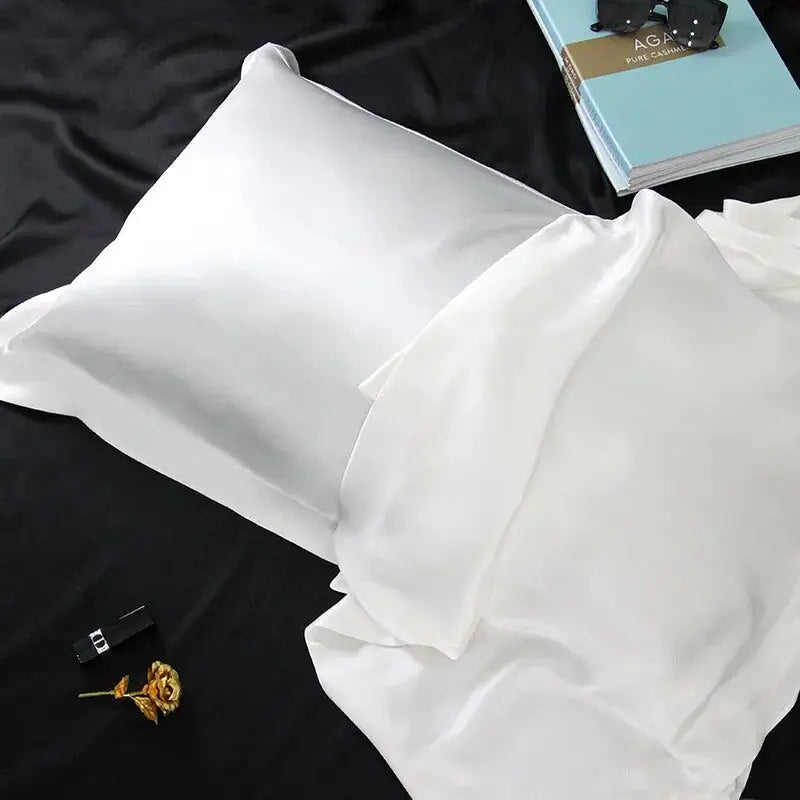 Taie-d-oreiller-Satin-Blanche