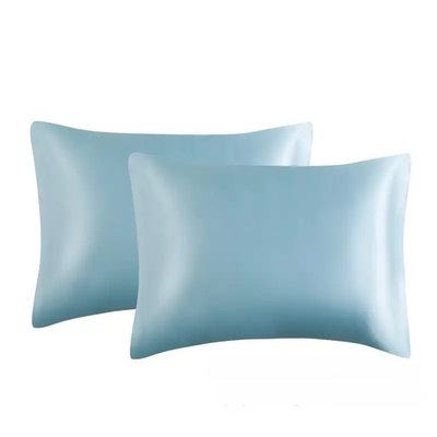 Taie-d-oreiller-satin-douce-et-soyeuse-bleu-ciel