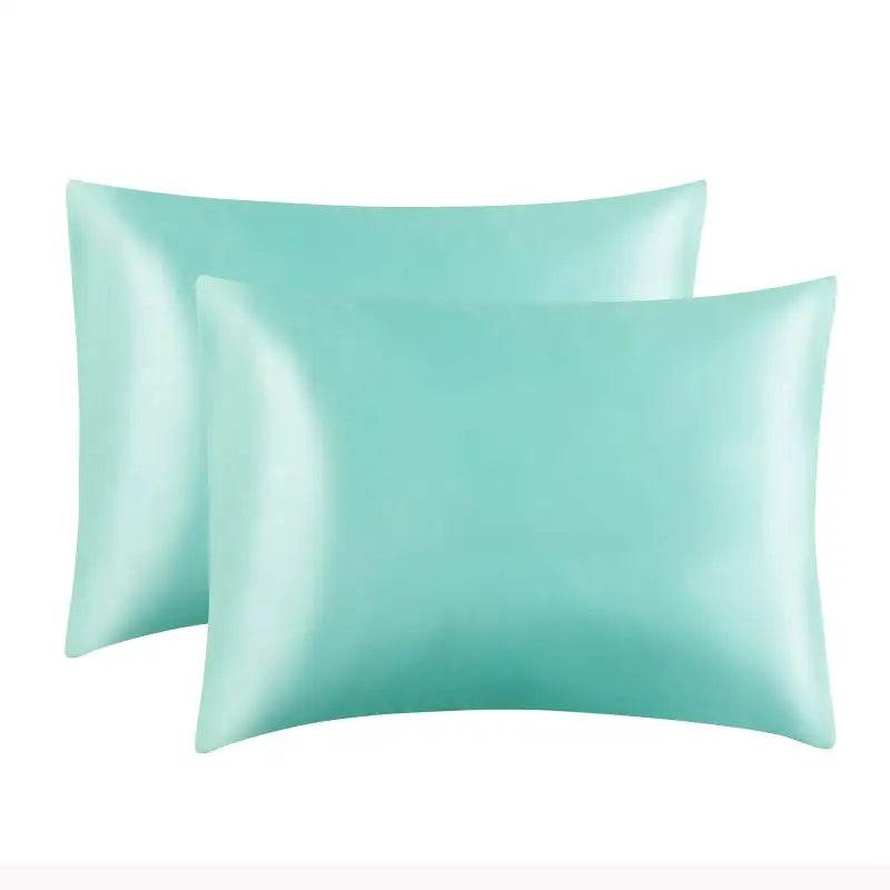 Taie-d-oreiller-satin-douce-et-soyeuse-bleu-pastel