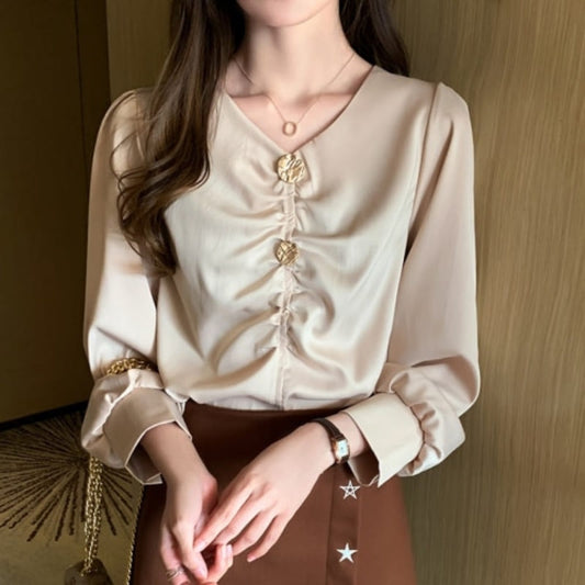 Blouse Satin Beige Froncée.