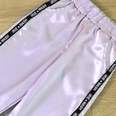 Pantalon Satin Couleur Violet.