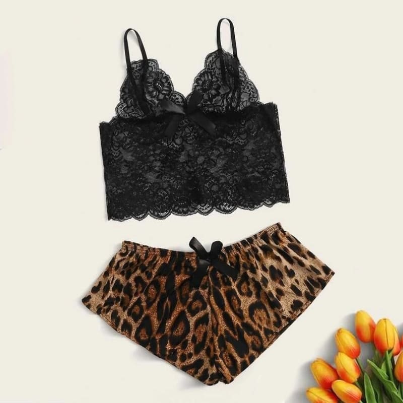 Pyjama Satin Leopard Dentelle.