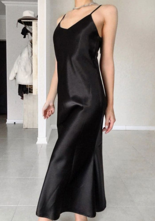 Robe Longue Satin Noire