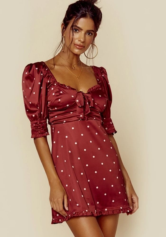 Robe Satin à Pois rouge