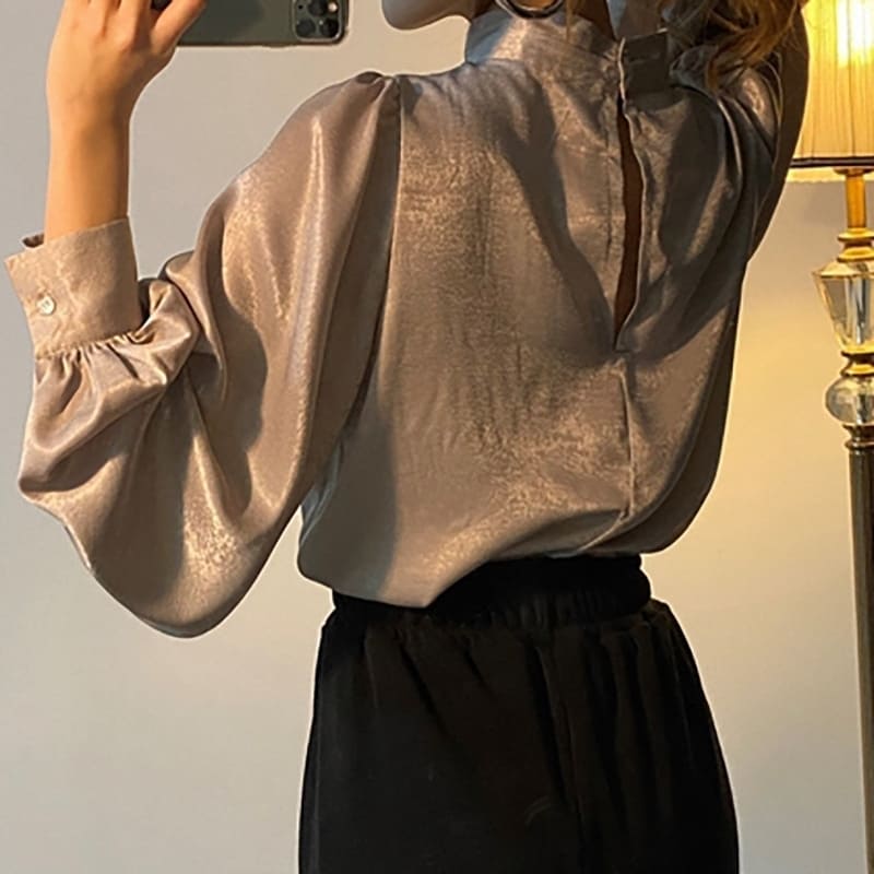 Blouse Satin Beige Manches Longues Bouffantes