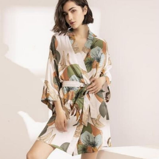Kimono Satin Imprimé Floral.