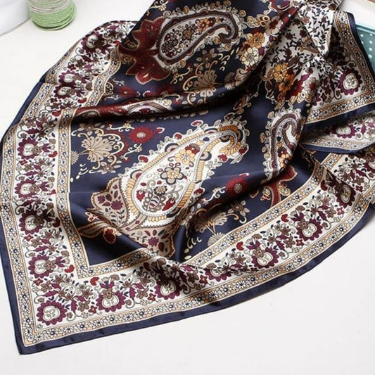 Foulard Satin Imprimé Jacquard.