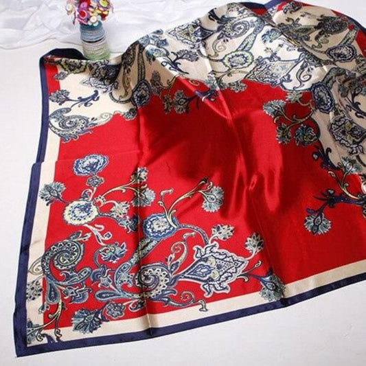 Foulard Satin Rouge Imprimé Jacquard.