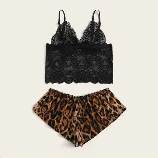 Pyjama Satin Imprimé Leopard Dentelle.